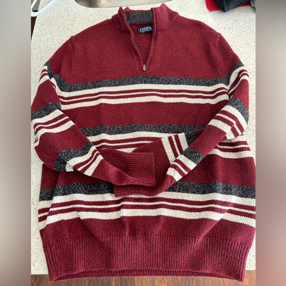 Men’s sweater Chaps.
